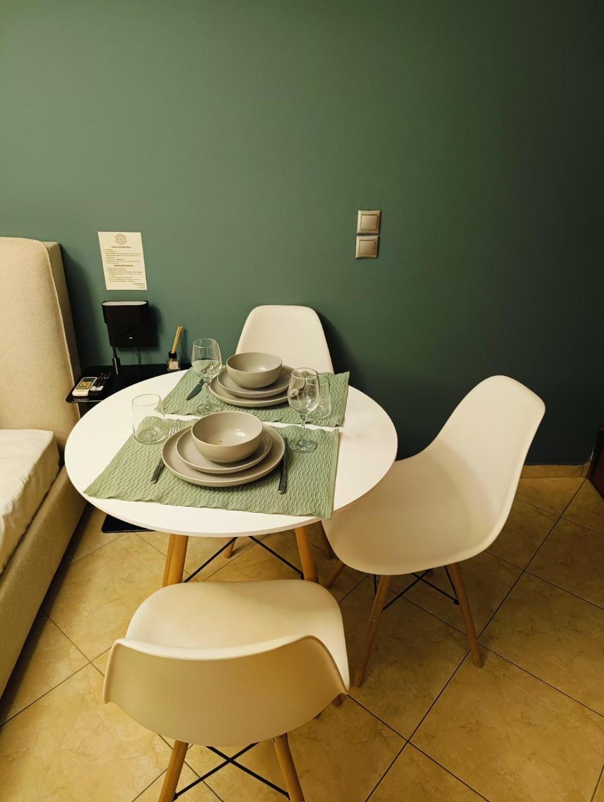Aiolos Glyfada Super Lux Mini Apartment Atenas Exterior foto